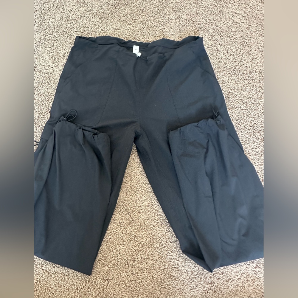 ALO Yoga Black Drawstring Pants